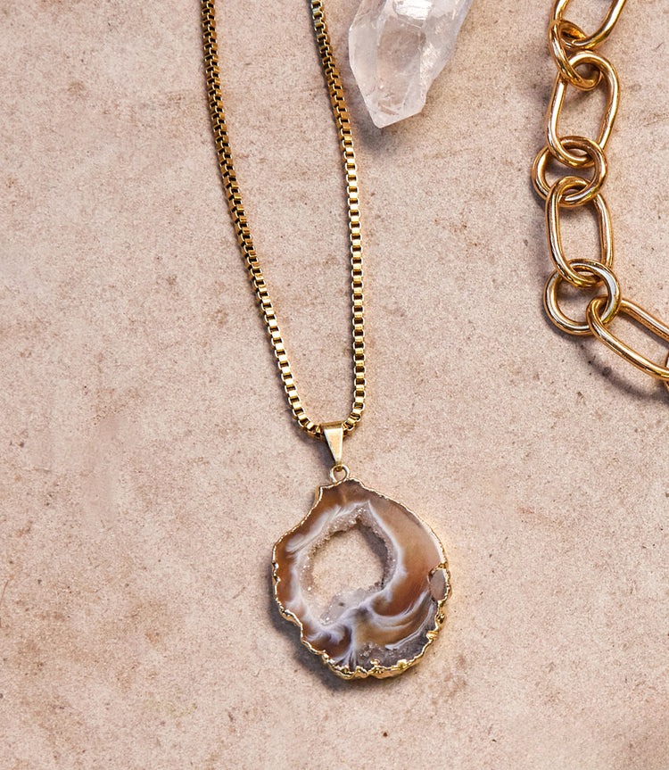 Gold Geode Pendant Necklace | Karen Kane