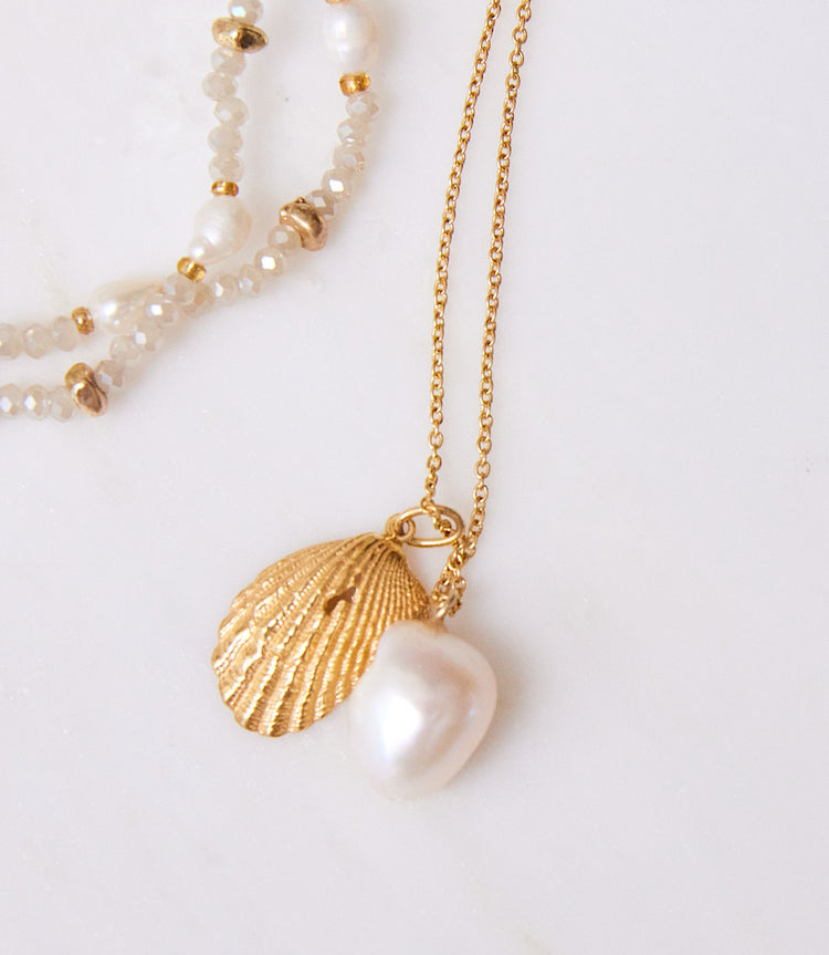 Gold Plated Shell And Pearl Necklace