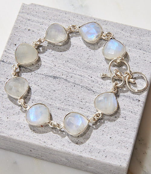 Moonstone Quartz Bracelet