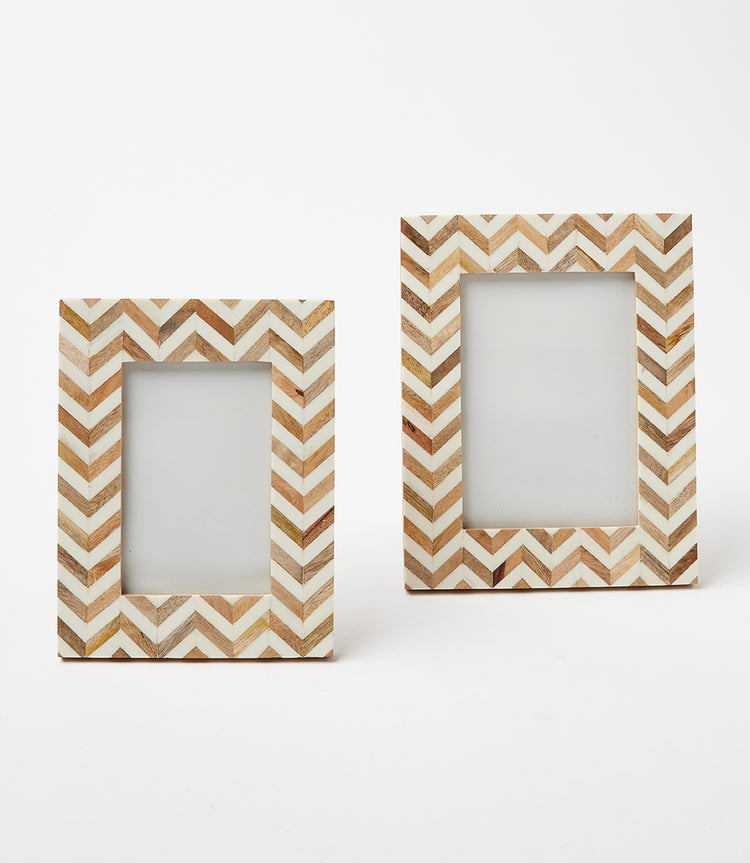 Wooden Zig Zag Frame